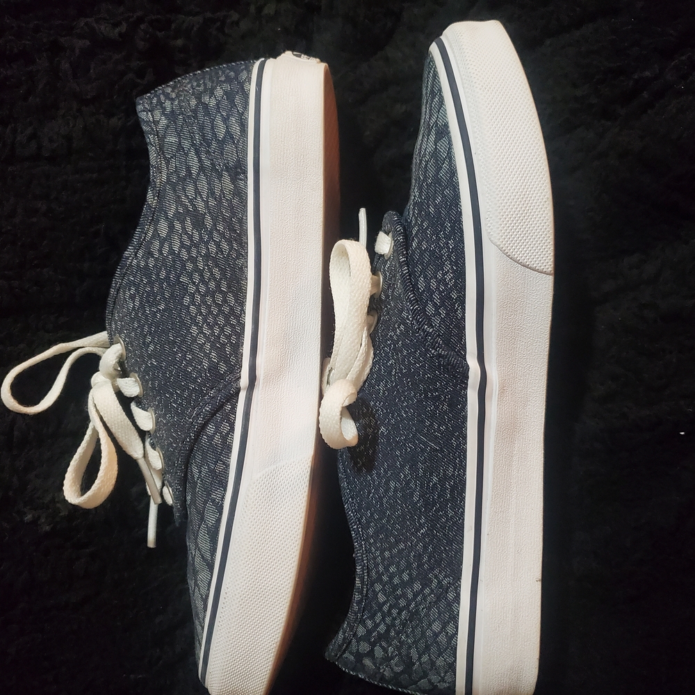 Vans Women's Sneakers - Black and White Retile Print. NWOT